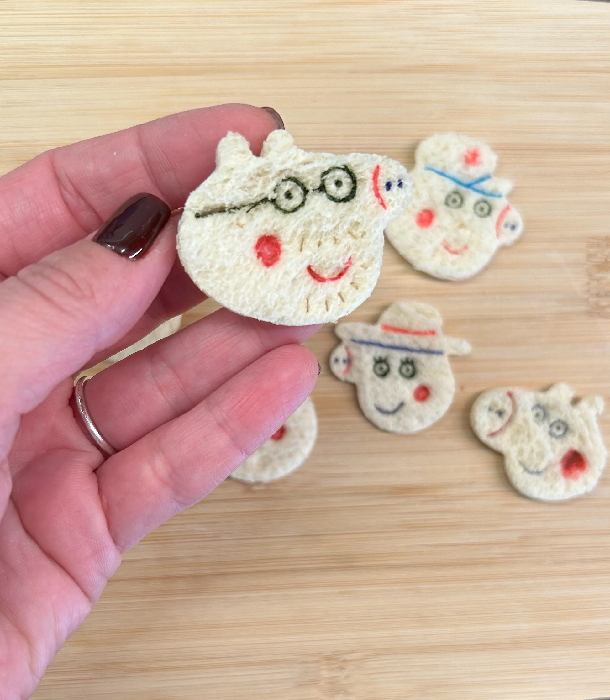 Mini cookie cutters Peppa - Image 4