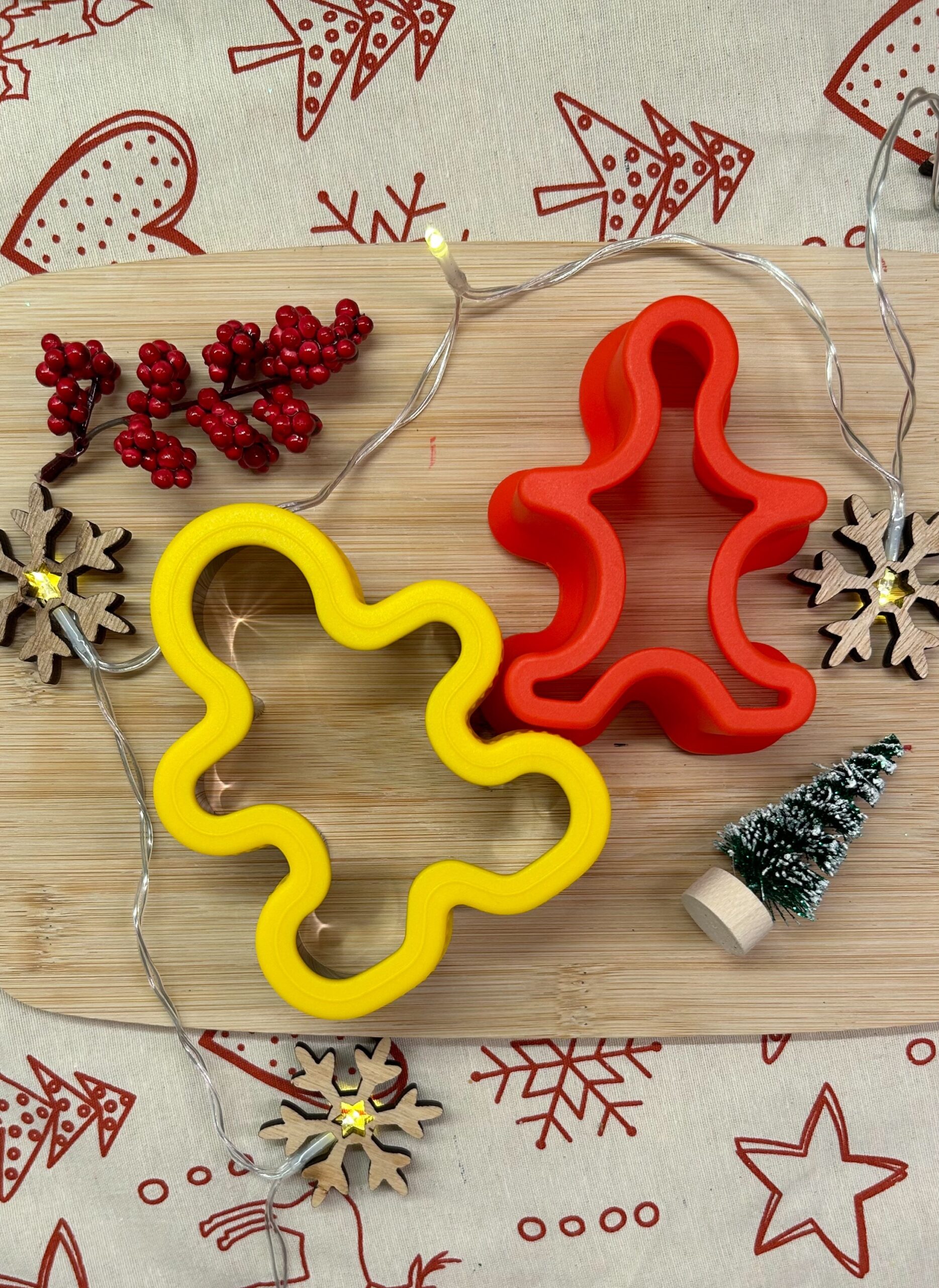 Gingerbread sandwich cutter - Image 2