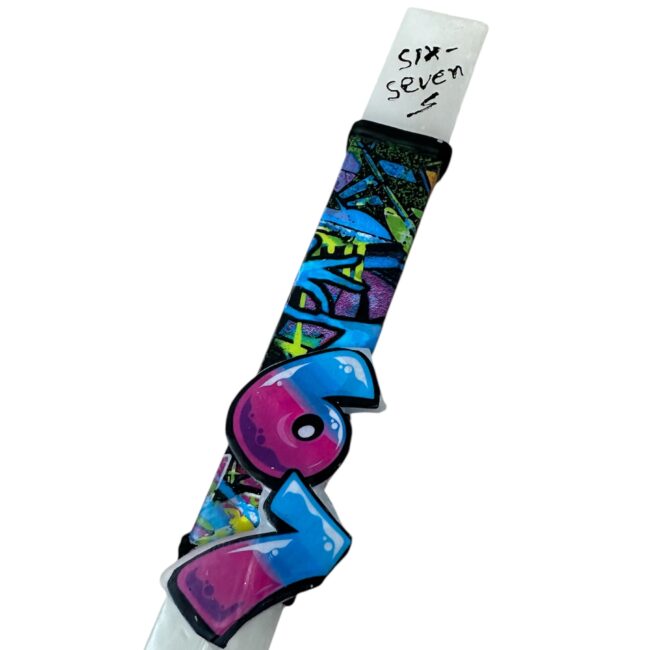 Alternative view of Λαμπάδα 67 - six seven